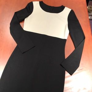 St. John knitwear, Black/cream long sleeve dress.